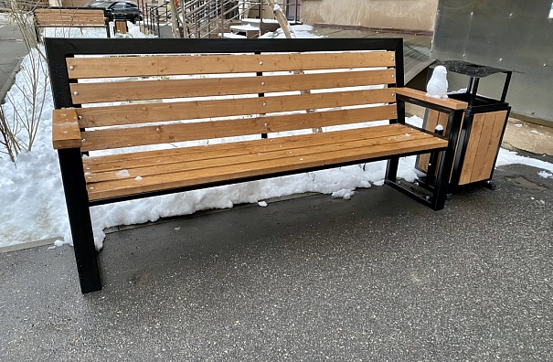 Урны и лавочки